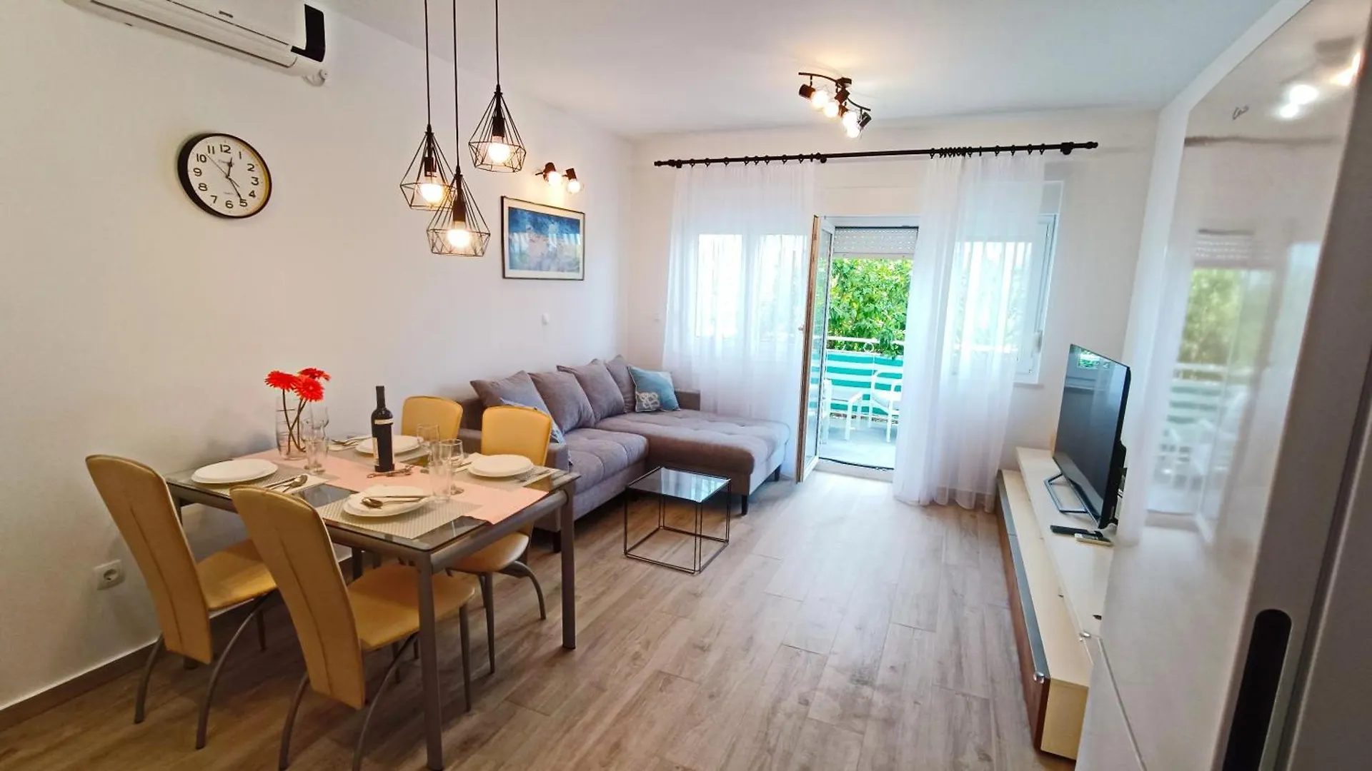 Two Sisters Apartments Trogir Croatia