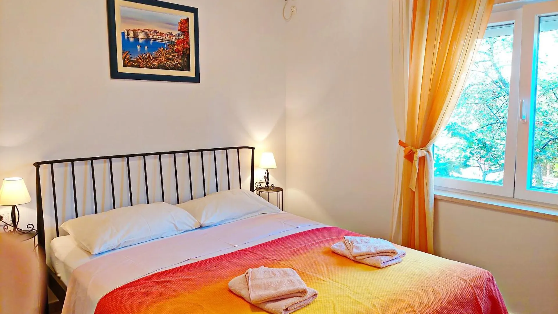 Two Sisters Apartments Trogir Croatia